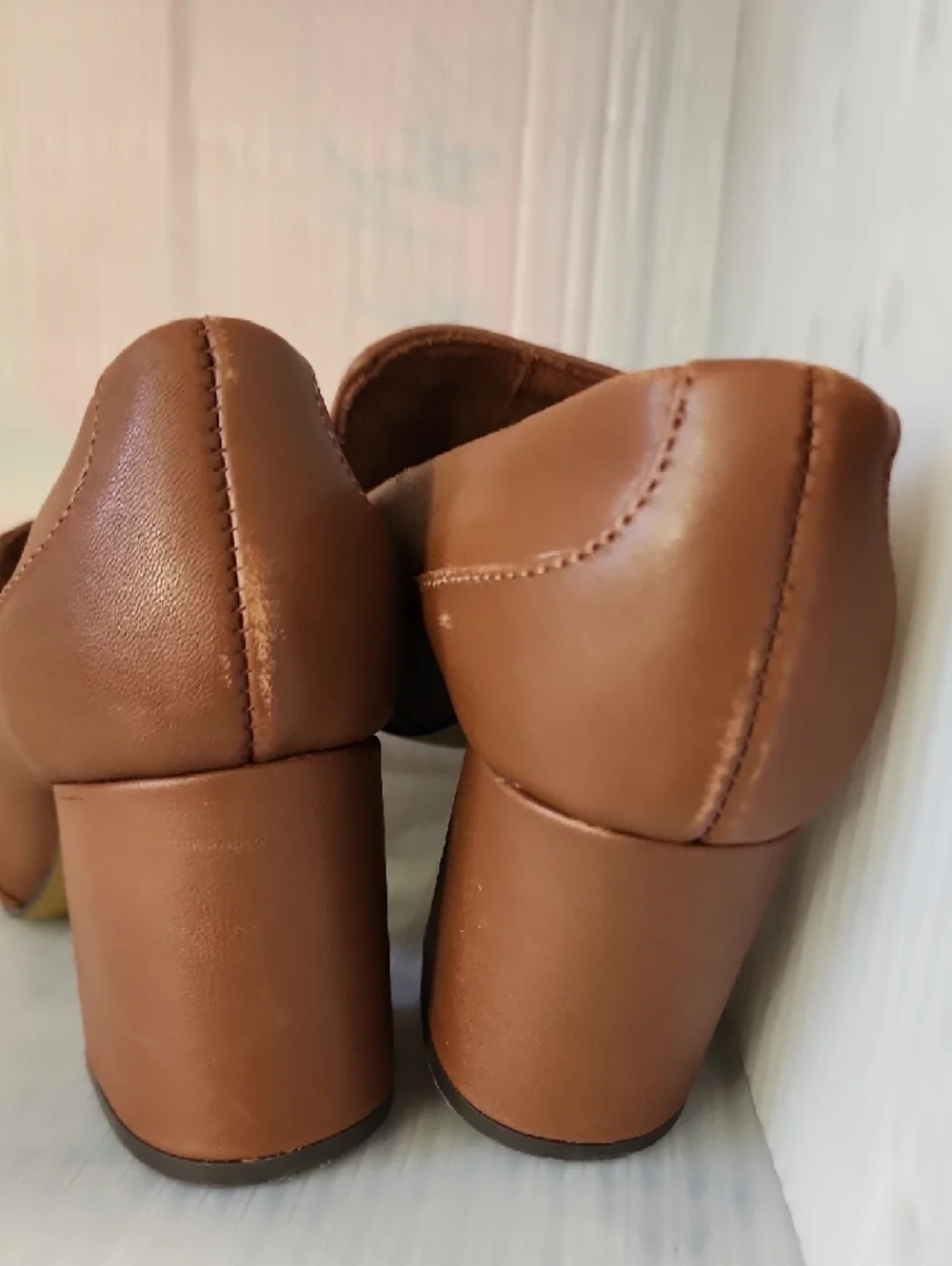 $125 Bella Vita Brown Chain-Detail Leather Loafers - Picture 6 of 8